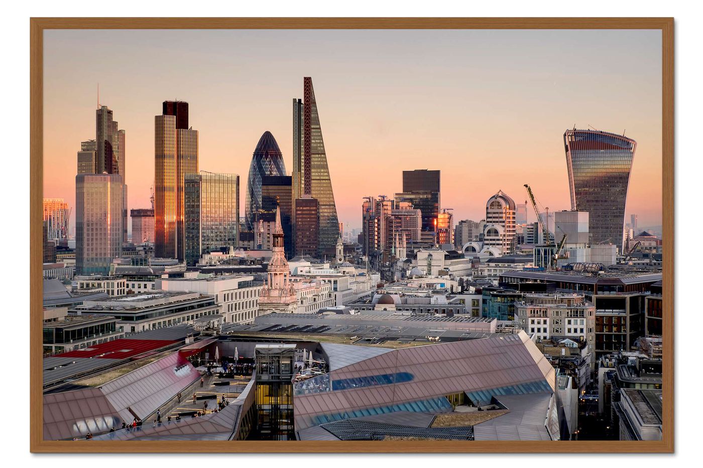 Skyline di Londra con la Cattedrale di St Paul e il Tamigi